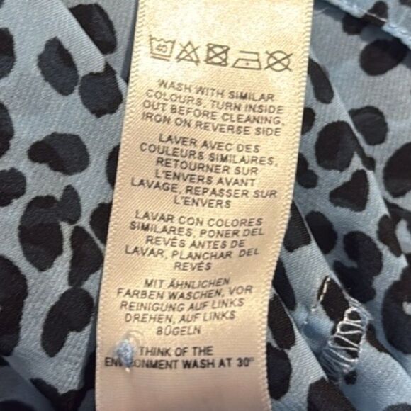 ASOS Blue Black Cheetah Print Semi Sheer Oversized Puff Sleeve Flowy Poet Blouse - Picture 16 of 16